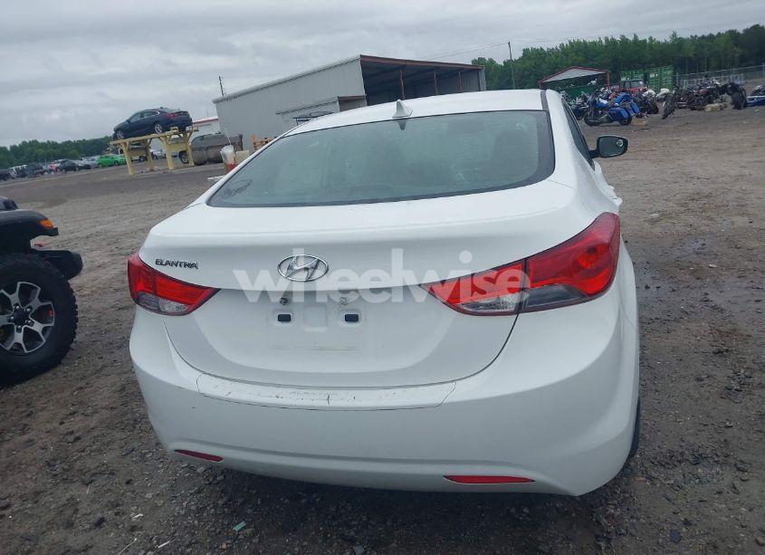 Photo 16 of 2013 Hyundai Elantra GLS (VIN 5NPDH4AE8DH154671)