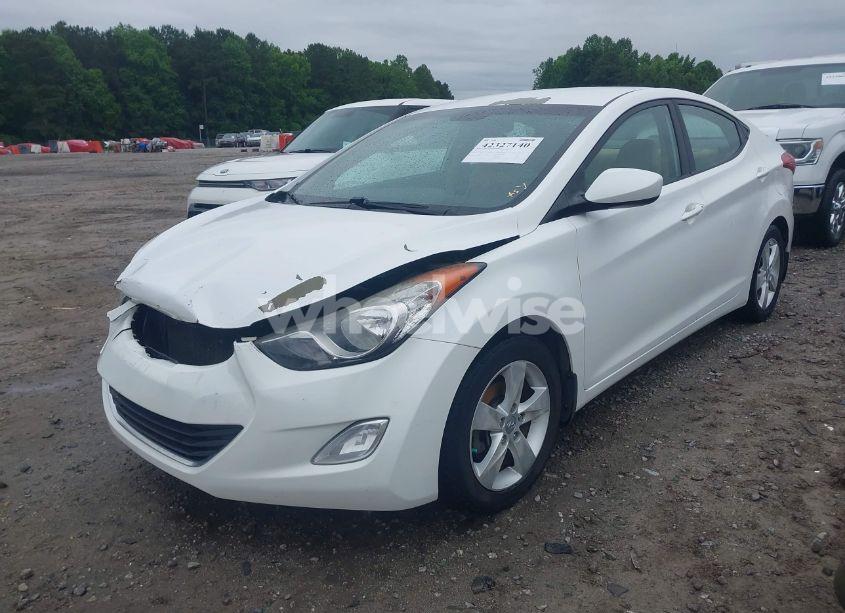 Photo 2 of 2013 Hyundai Elantra GLS (VIN 5NPDH4AE8DH154671)