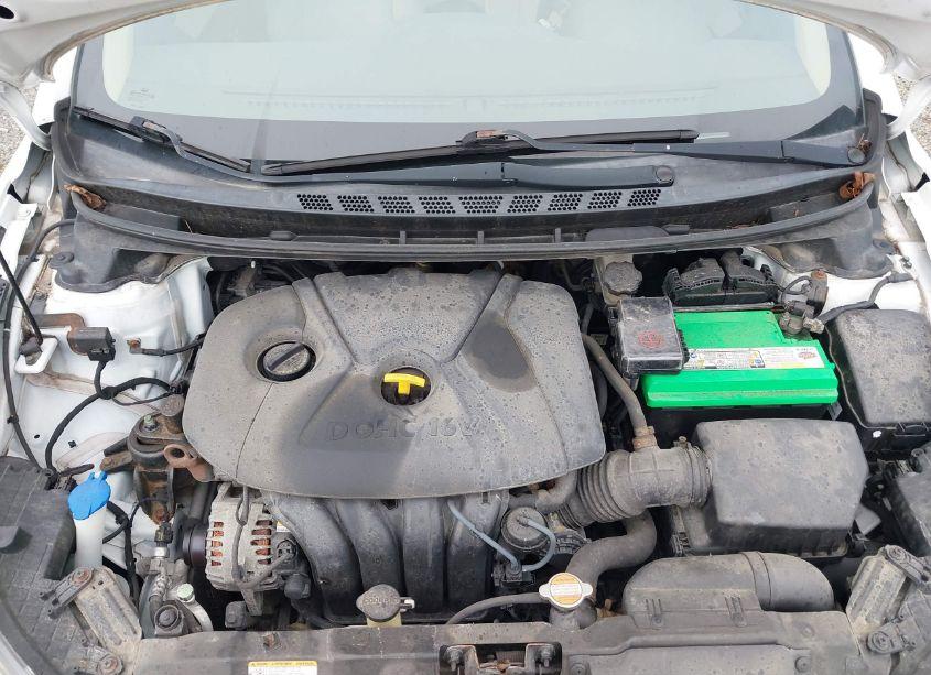 Photo 10 of 2013 Hyundai Elantra GLS (VIN 5NPDH4AE8DH157344)