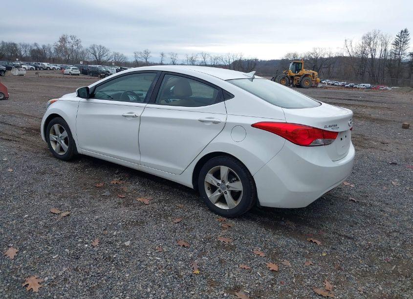 Photo 3 of 2013 Hyundai Elantra GLS (VIN 5NPDH4AE8DH157344)