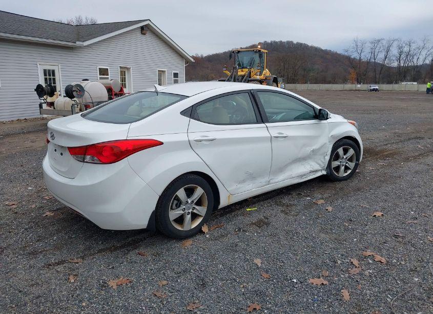 Photo 4 of 2013 Hyundai Elantra GLS (VIN 5NPDH4AE8DH157344)