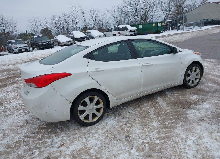 Photo 4 of 2013 Hyundai Elantra LIMITED (VIN 5NPDH4AE8DH162415)