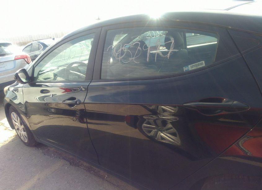 Photo 14 of 2013 Hyundai Elantra GLS (VIN 5NPDH4AE8DH180803)