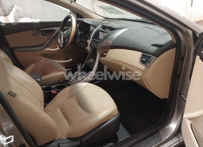 Photo 5 of 2013 Hyundai Elantra LIMITED (VIN 5NPDH4AE8DH191283)