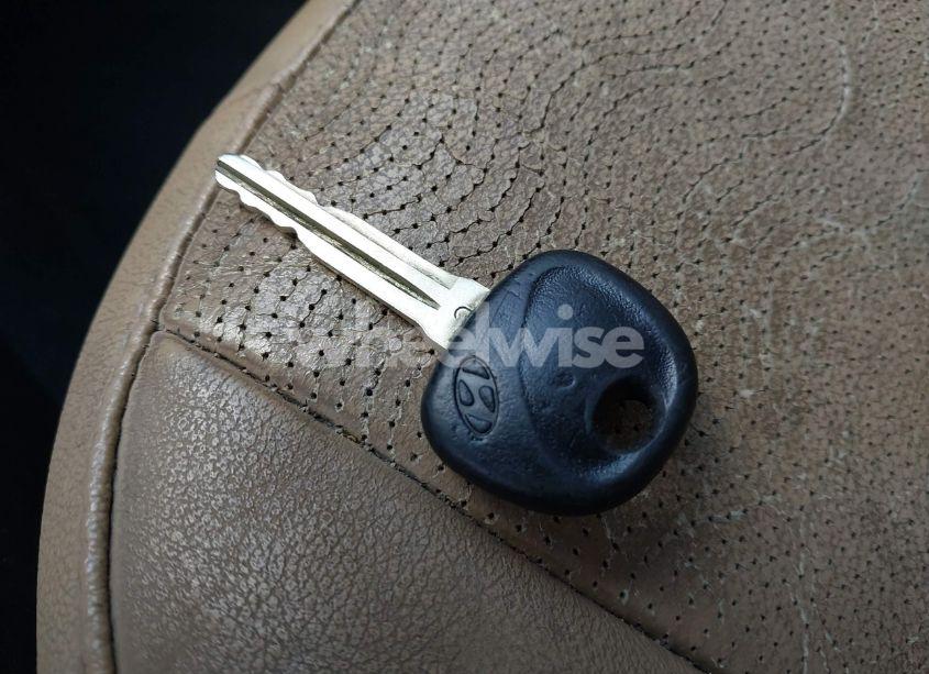 Photo 11 of 2013 Hyundai Elantra LIMITED (VIN 5NPDH4AE8DH195026)