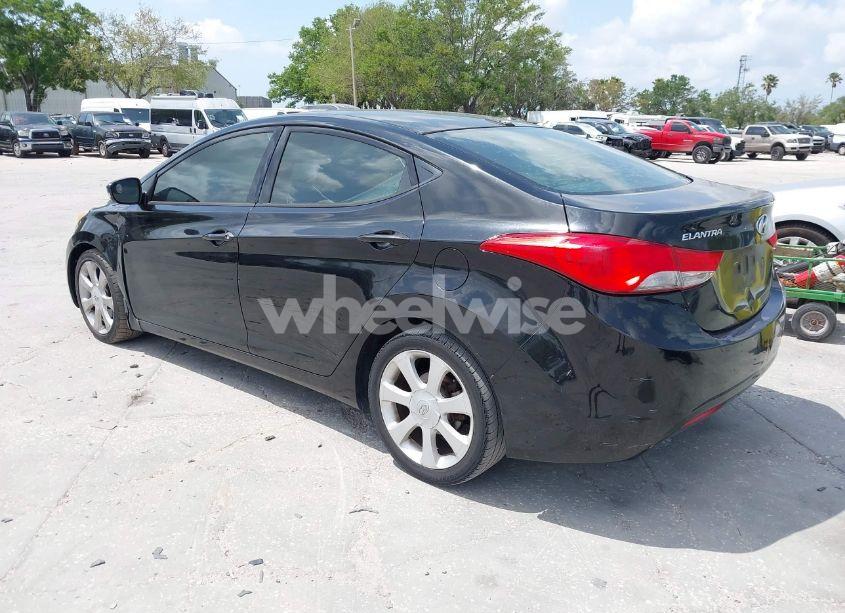 Photo 3 of 2013 Hyundai Elantra LIMITED (VIN 5NPDH4AE8DH195026)