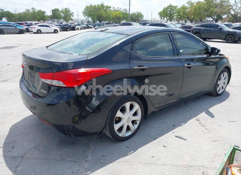 Photo 4 of 2013 Hyundai Elantra LIMITED (VIN 5NPDH4AE8DH195026)
