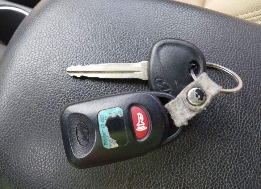 Photo 11 of 2013 Hyundai Elantra GLS (VIN 5NPDH4AE8DH195303)