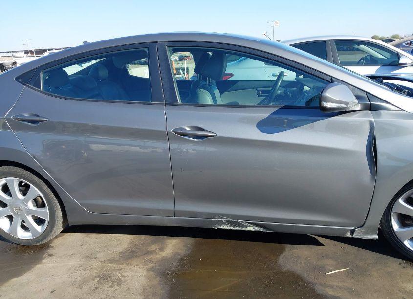Photo 14 of 2013 Hyundai Elantra LIMITED (VIN 5NPDH4AE8DH195866)