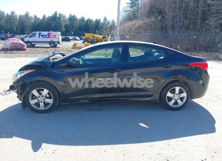 Photo 12 of 2013 Hyundai Elantra GLS/LIMITED (VIN 5NPDH4AE8DH201620)