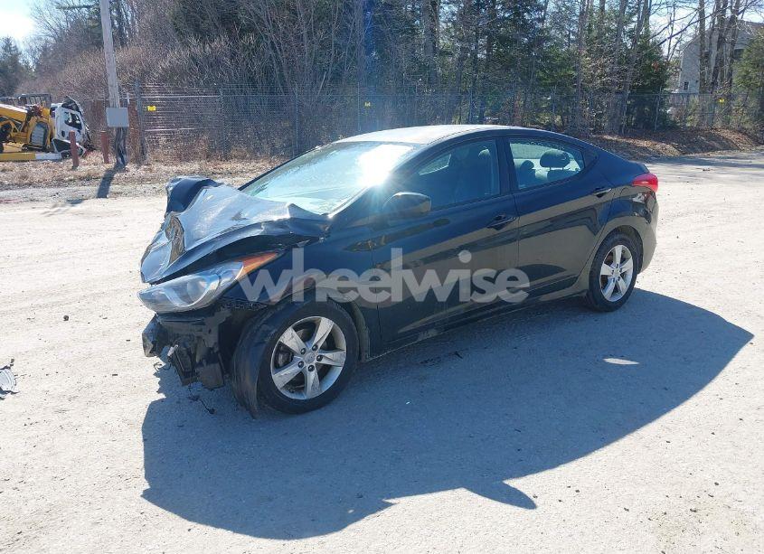 Photo 2 of 2013 Hyundai Elantra GLS/LIMITED (VIN 5NPDH4AE8DH201620)