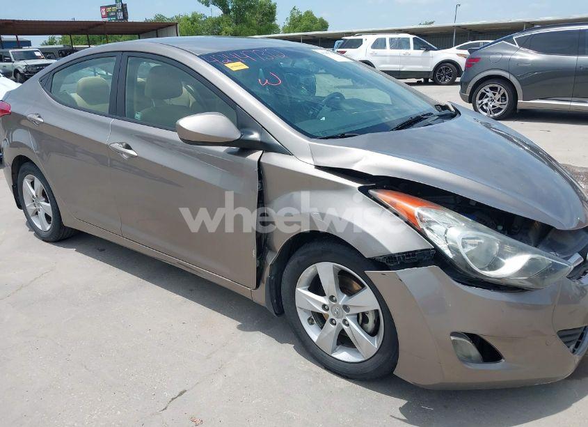 Photo 17 of 2013 Hyundai Elantra GLS (VIN 5NPDH4AE8DH213458)