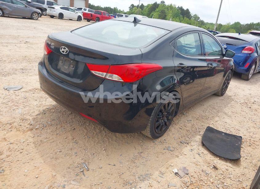 Photo 4 of 2013 Hyundai Elantra GLS (VIN 5NPDH4AE8DH220667)