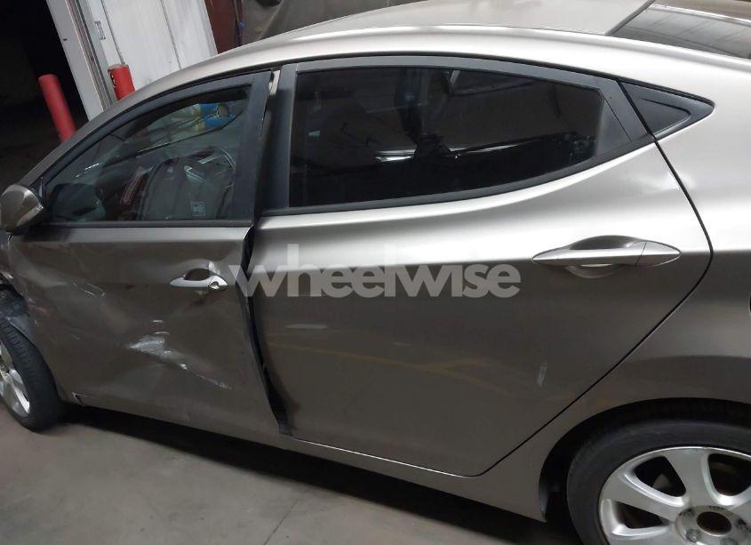 Photo 13 of 2013 Hyundai Elantra LIMITED (VIN 5NPDH4AE8DH252261)