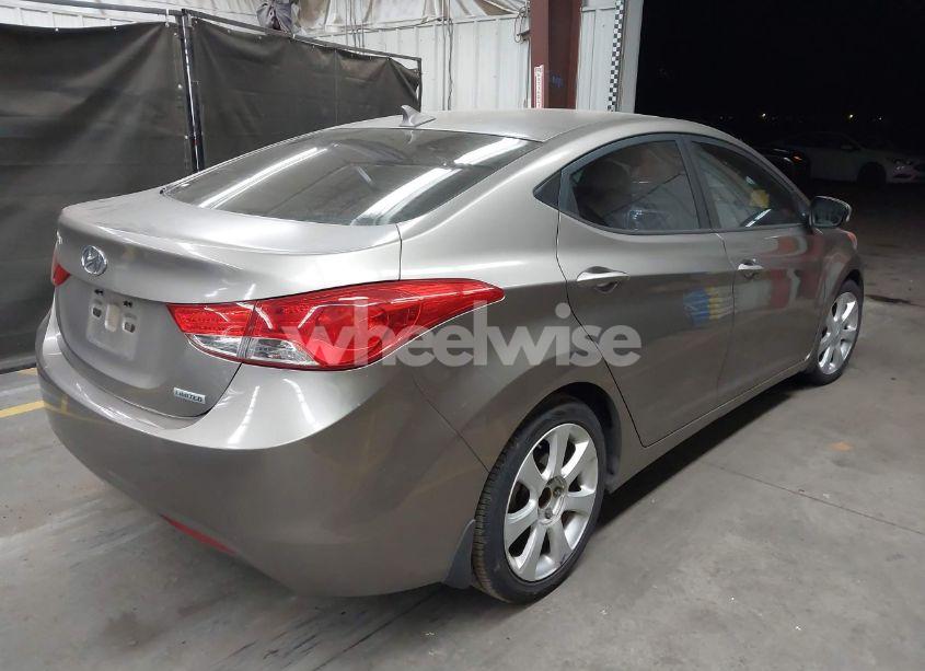 Photo 4 of 2013 Hyundai Elantra LIMITED (VIN 5NPDH4AE8DH252261)
