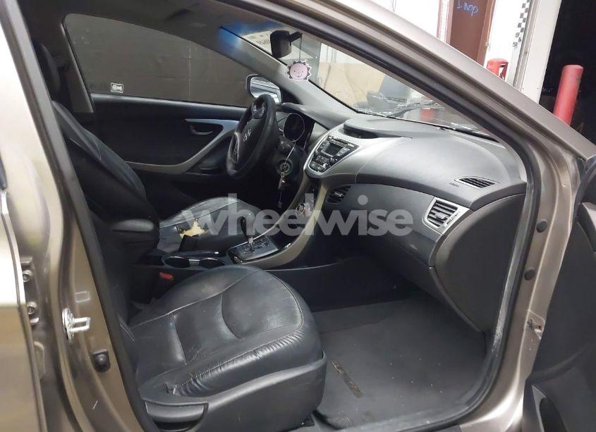 Photo 5 of 2013 Hyundai Elantra LIMITED (VIN 5NPDH4AE8DH252261)