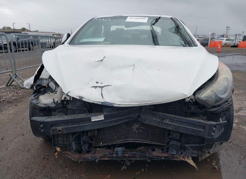 Photo 12 of 2013 Hyundai Elantra LIMITED (VIN 5NPDH4AE8DH252714)