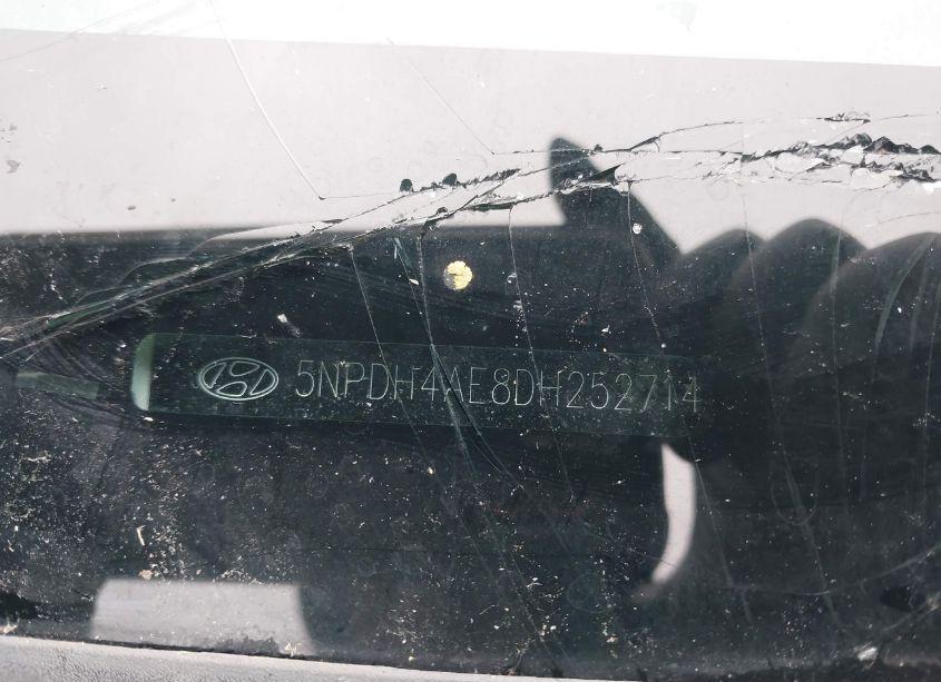 Photo 9 of 2013 Hyundai Elantra LIMITED (VIN 5NPDH4AE8DH252714)