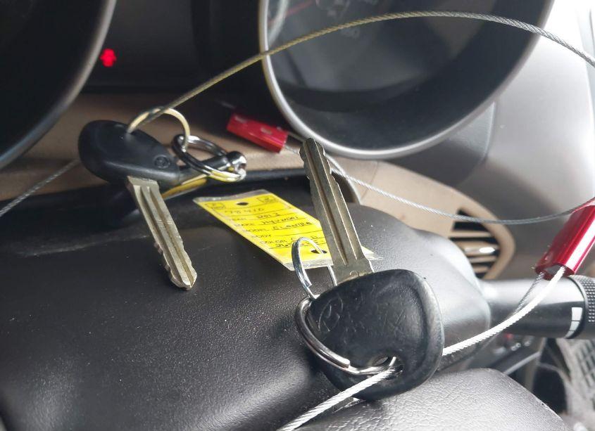 Photo 11 of 2013 Hyundai Elantra GLS (VIN 5NPDH4AE8DH265625)