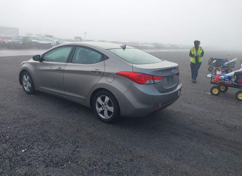 Photo 3 of 2013 Hyundai Elantra GLS (VIN 5NPDH4AE8DH265625)