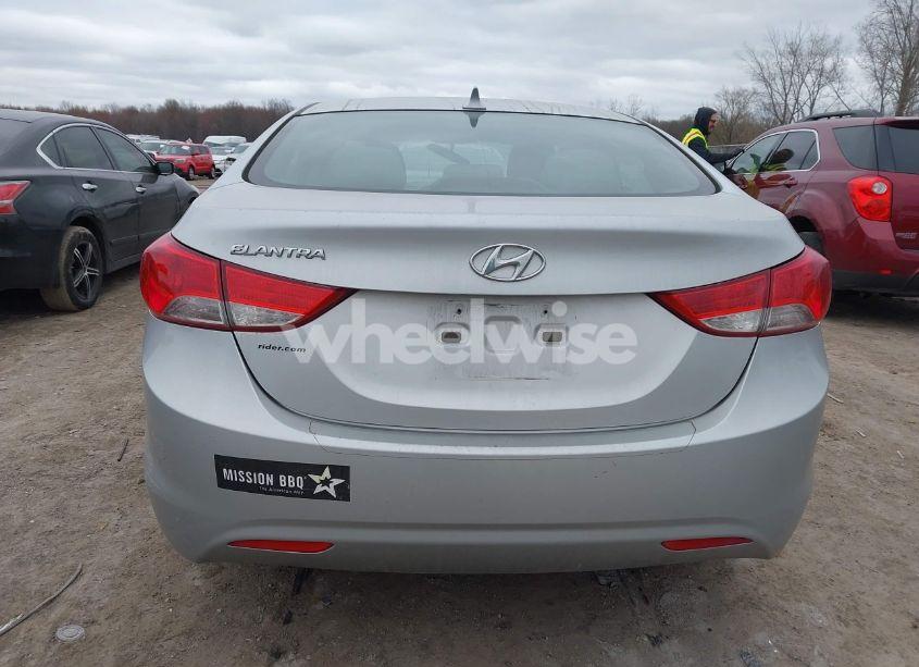 Photo 16 of 2013 Hyundai Elantra GLS (VIN 5NPDH4AE8DH274678)