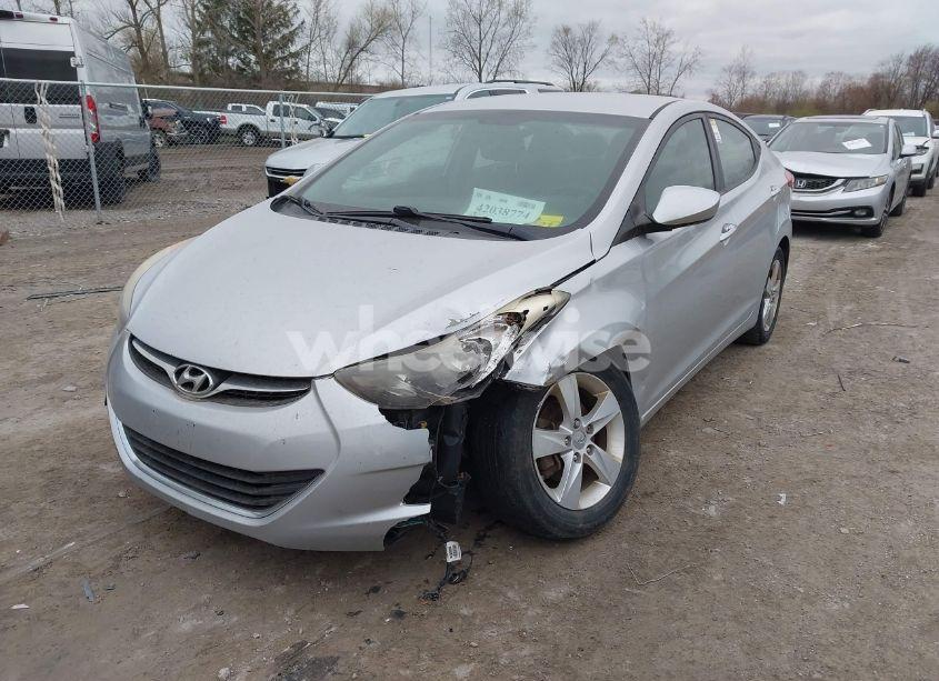 Photo 2 of 2013 Hyundai Elantra GLS (VIN 5NPDH4AE8DH274678)