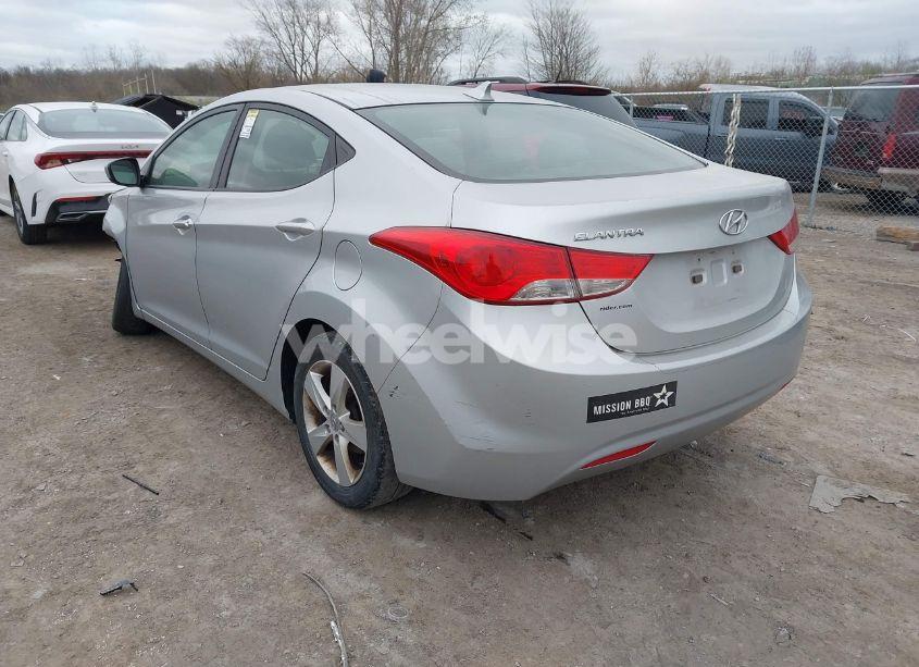 Photo 3 of 2013 Hyundai Elantra GLS (VIN 5NPDH4AE8DH274678)