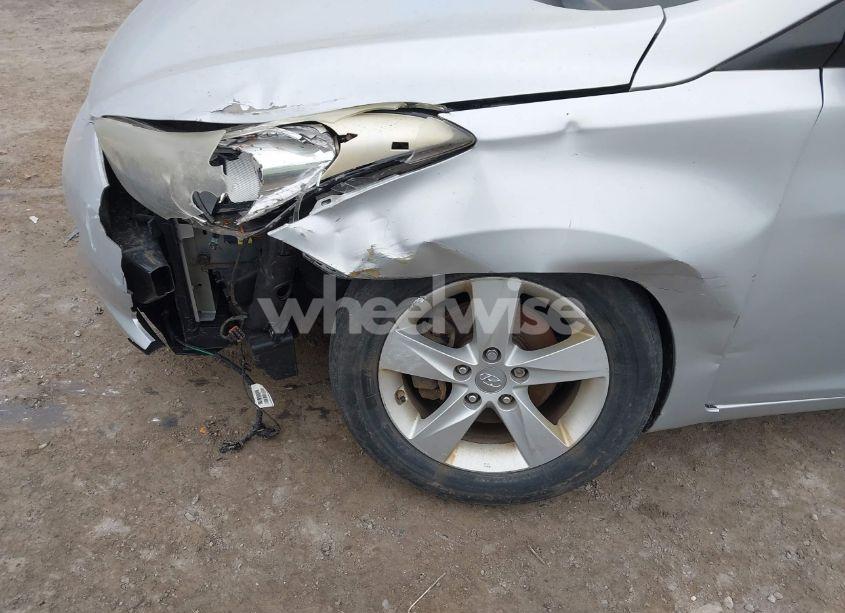 Photo 6 of 2013 Hyundai Elantra GLS (VIN 5NPDH4AE8DH274678)