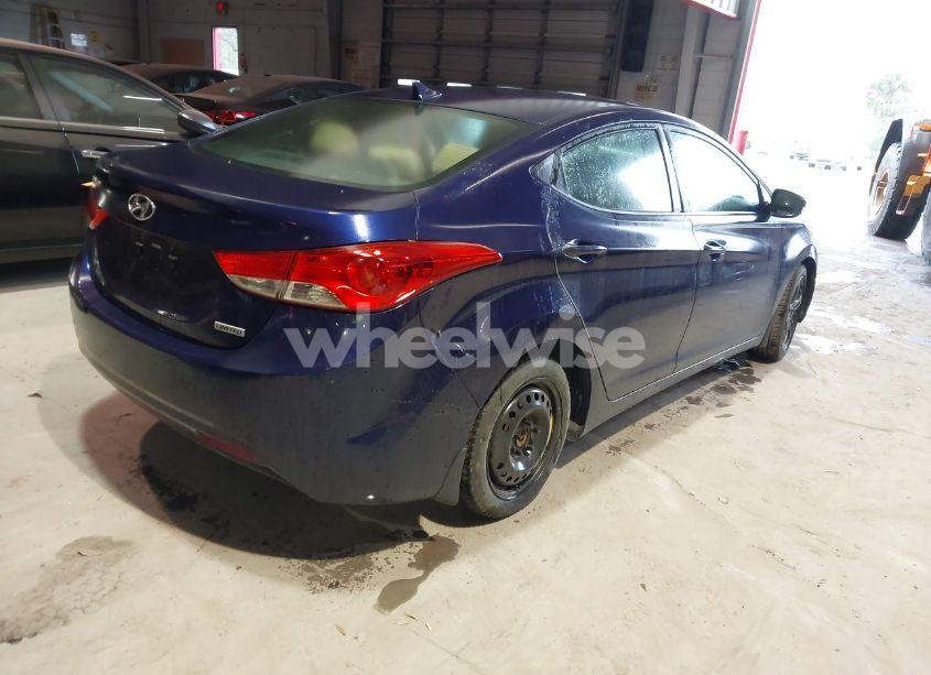 Photo 4 of 2013 Hyundai Elantra LIMITED (VIN 5NPDH4AE8DH287222)