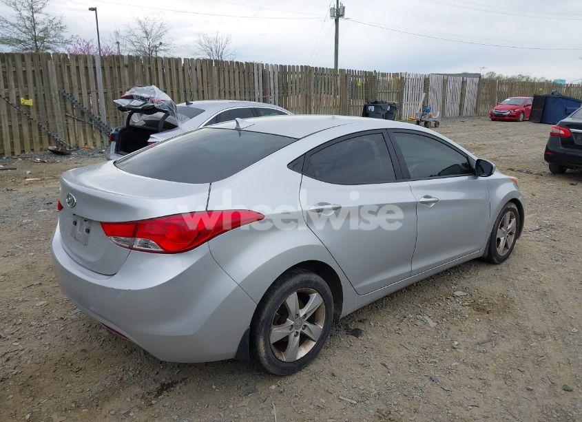 Photo 4 of 2013 Hyundai Elantra GLS (VIN 5NPDH4AE8DH287737)