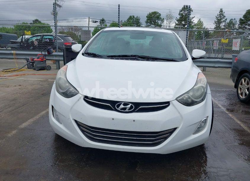 Photo 12 of 2013 Hyundai Elantra LIMITED (VIN 5NPDH4AE8DH291934)
