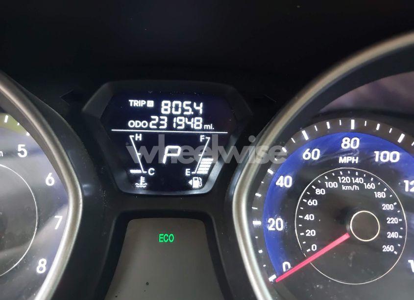 Photo 15 of 2013 Hyundai Elantra LIMITED (VIN 5NPDH4AE8DH291934)
