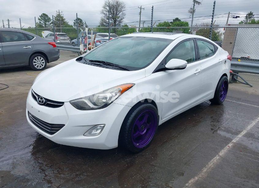 Photo 2 of 2013 Hyundai Elantra LIMITED (VIN 5NPDH4AE8DH291934)