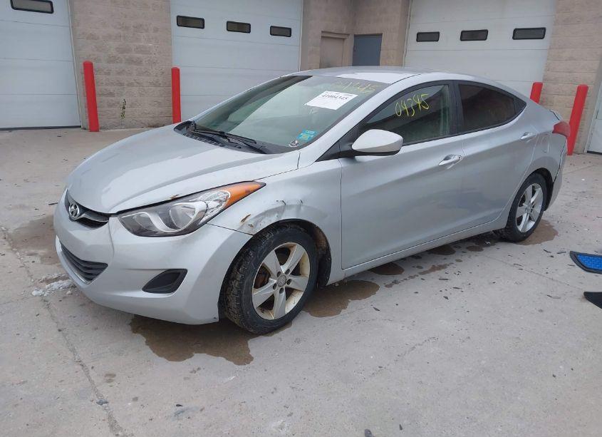 Photo 2 of 2013 Hyundai Elantra GLS (VIN 5NPDH4AE8DH302723)