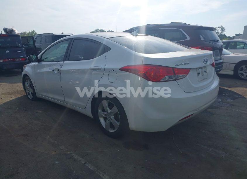 Photo 3 of 2013 Hyundai Elantra GLS (VIN 5NPDH4AE8DH306867)