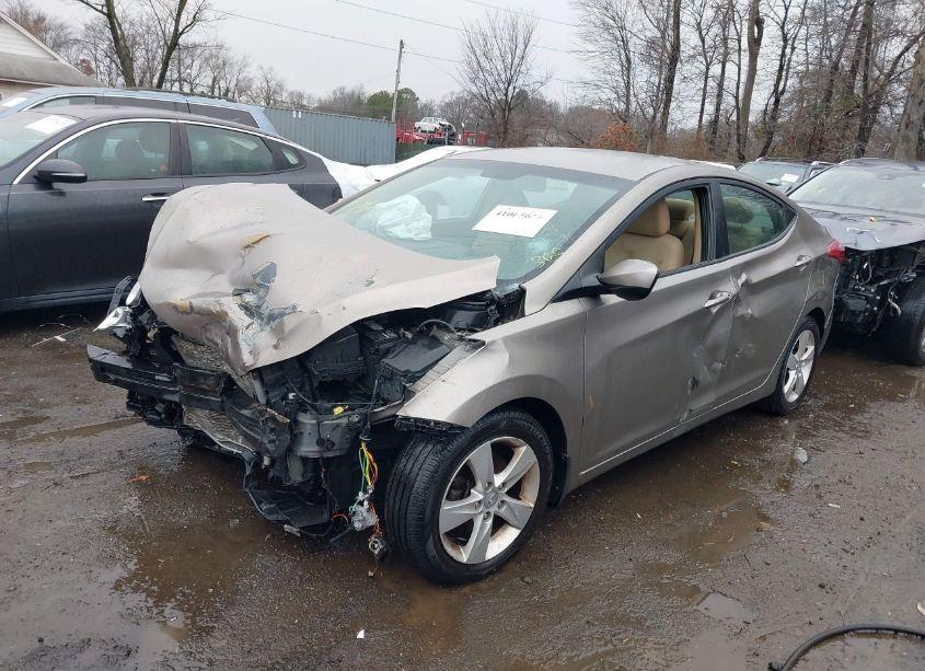 Photo 2 of 2013 Hyundai Elantra GLS (VIN 5NPDH4AE8DH307047)