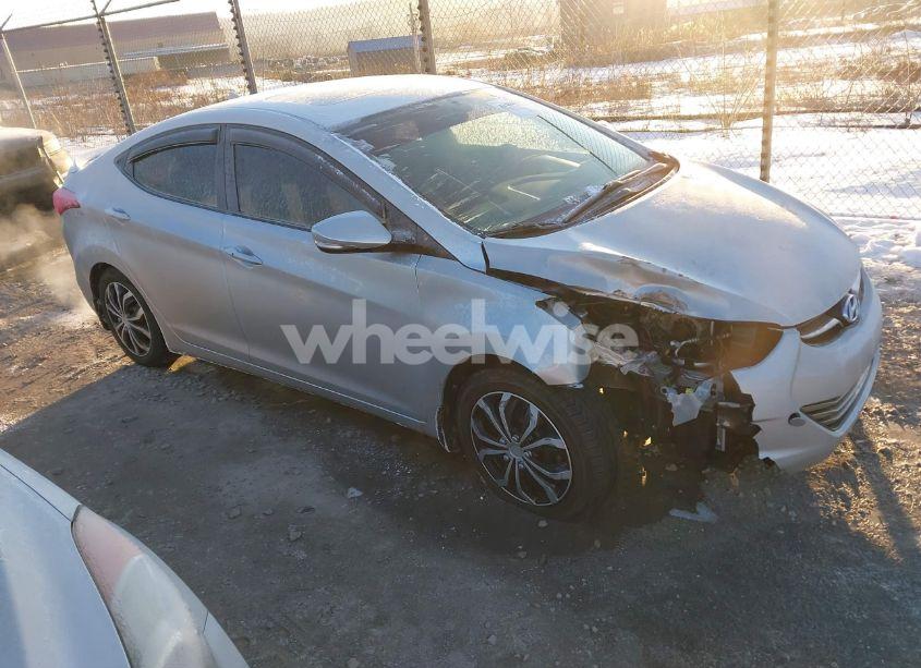 2013 Hyundai Elantra LIMITED (VIN 5NPDH4AE8DH307226) main photo