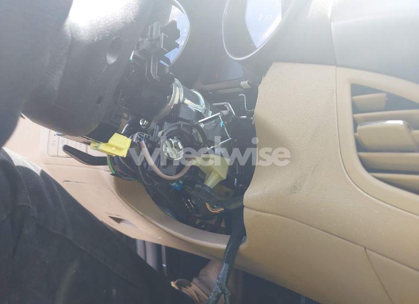 Photo 6 of 2013 Hyundai Elantra GLS (VIN 5NPDH4AE8DH318338)