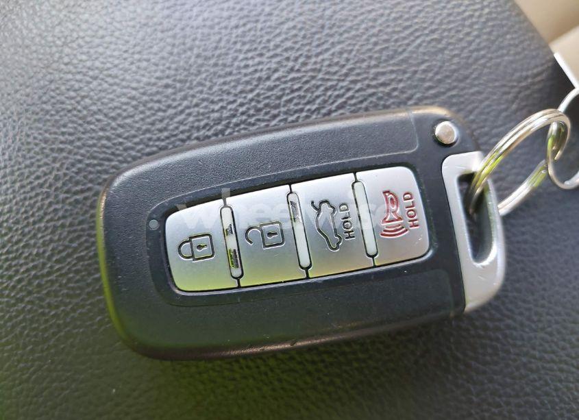 Photo 11 of 2013 Hyundai Elantra LIMITED (VIN 5NPDH4AE8DH322633)