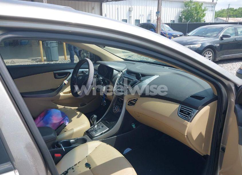 Photo 5 of 2013 Hyundai Elantra LIMITED (VIN 5NPDH4AE8DH323703)