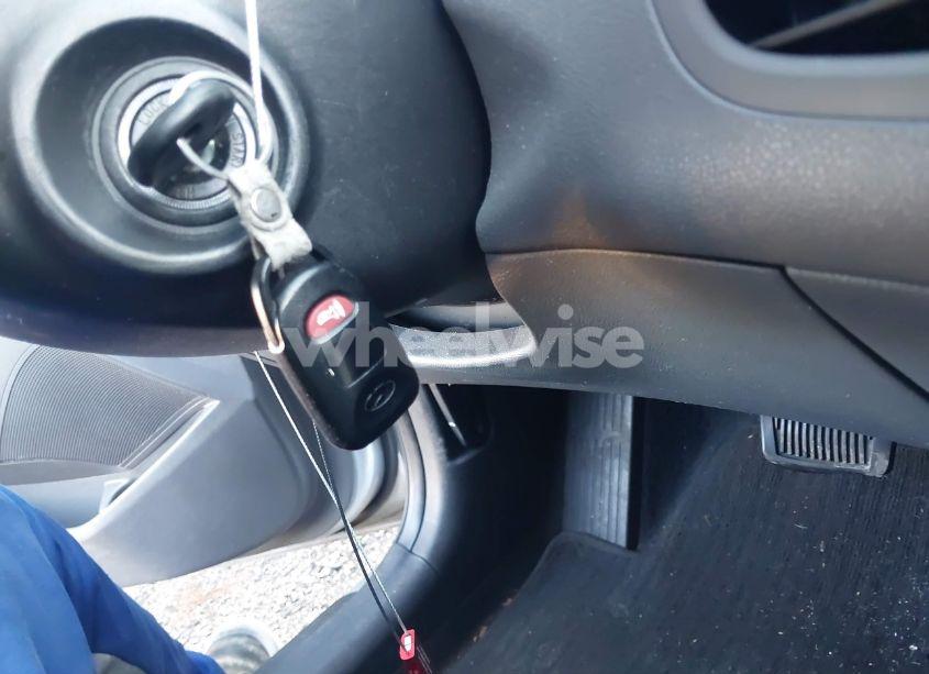 Photo 11 of 2013 Hyundai Elantra GLS (VIN 5NPDH4AE8DH324740)