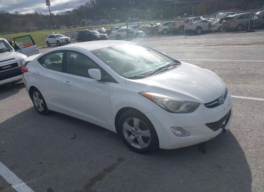 2013 Hyundai Elantra GLS (VIN 5NPDH4AE8DH349475) main photo
