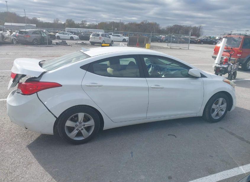 Photo 12 of 2013 Hyundai Elantra GLS (VIN 5NPDH4AE8DH349475)