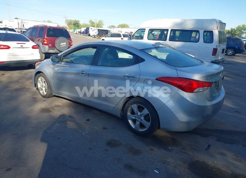 Photo 3 of 2013 Hyundai Elantra GLS (VIN 5NPDH4AE8DH350755)