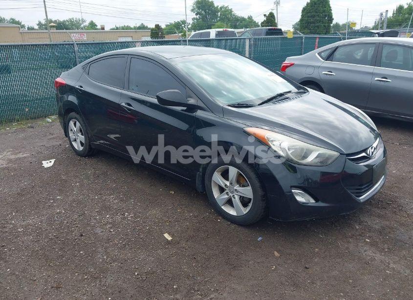 2013 Hyundai Elantra GLS (VIN 5NPDH4AE8DH375171) main photo