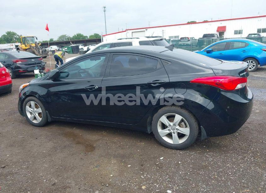 Photo 14 of 2013 Hyundai Elantra GLS (VIN 5NPDH4AE8DH375171)