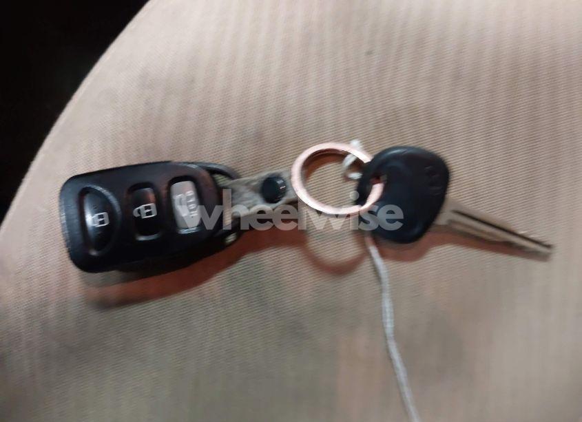 Photo 11 of 2013 Hyundai Elantra GLS (VIN 5NPDH4AE8DH380502)