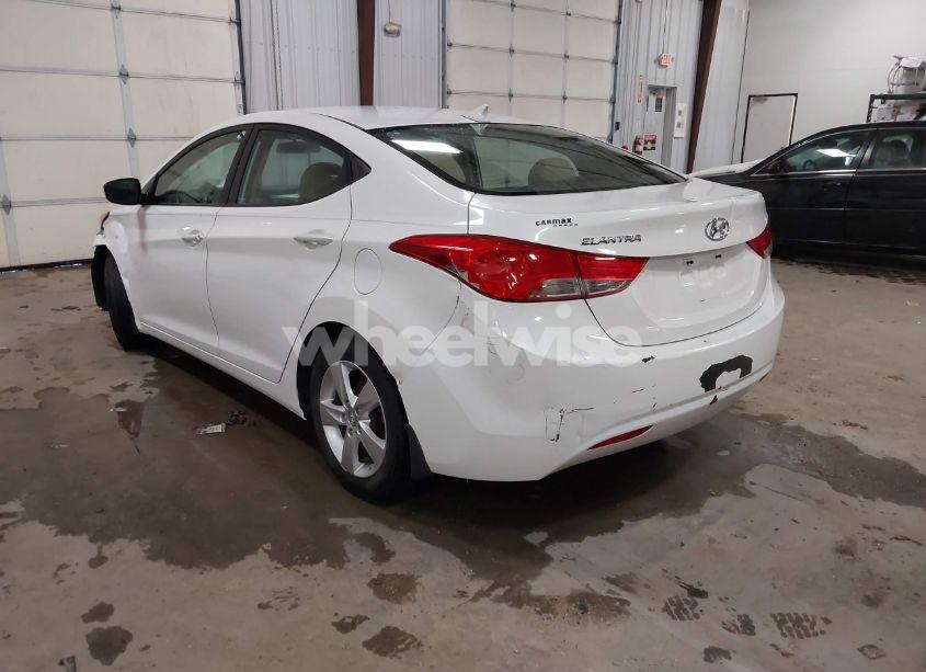 Photo 3 of 2013 Hyundai Elantra GLS (VIN 5NPDH4AE8DH380502)