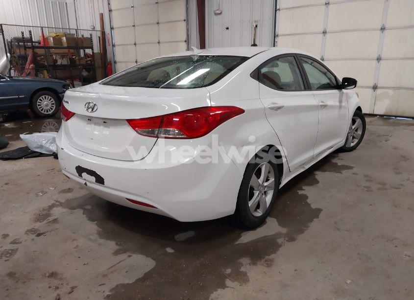 Photo 4 of 2013 Hyundai Elantra GLS (VIN 5NPDH4AE8DH380502)
