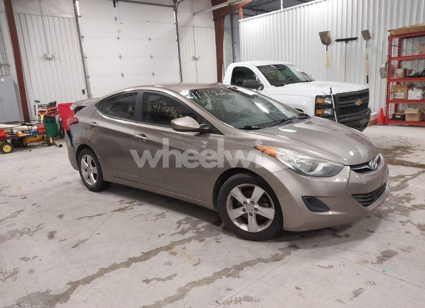 2013 Hyundai Elantra GLS (VIN 5NPDH4AE8DH380869) main photo